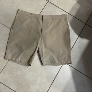 J. Crew Men’s Tan Flat Front Shorts Classic Tailored Design